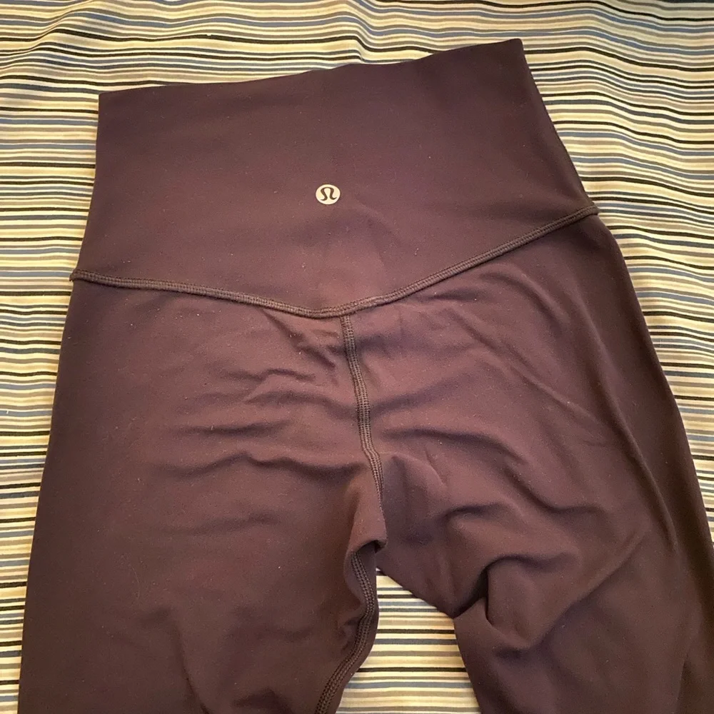 Lululemon Align Pants 25” Boysenberry Sz 2 Womens Buttery Soft Nulu Leggings - Picture 5 of 7